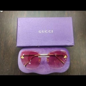 Gucci Sunnies with Box